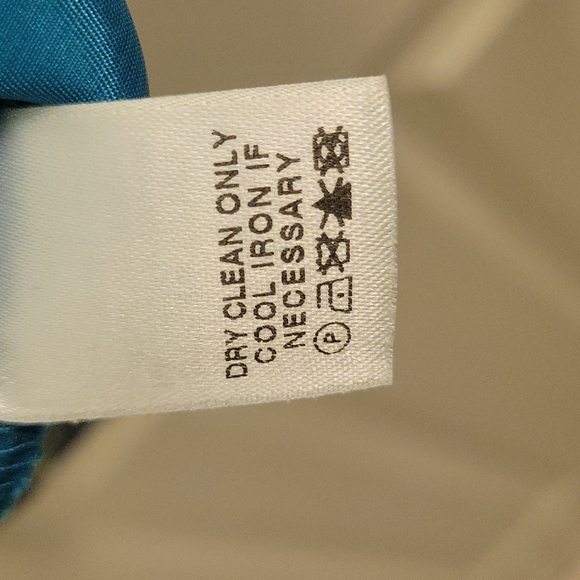 Laundry by Shelli Segal, size M, blue top with blue lining - Picture 7 of 7